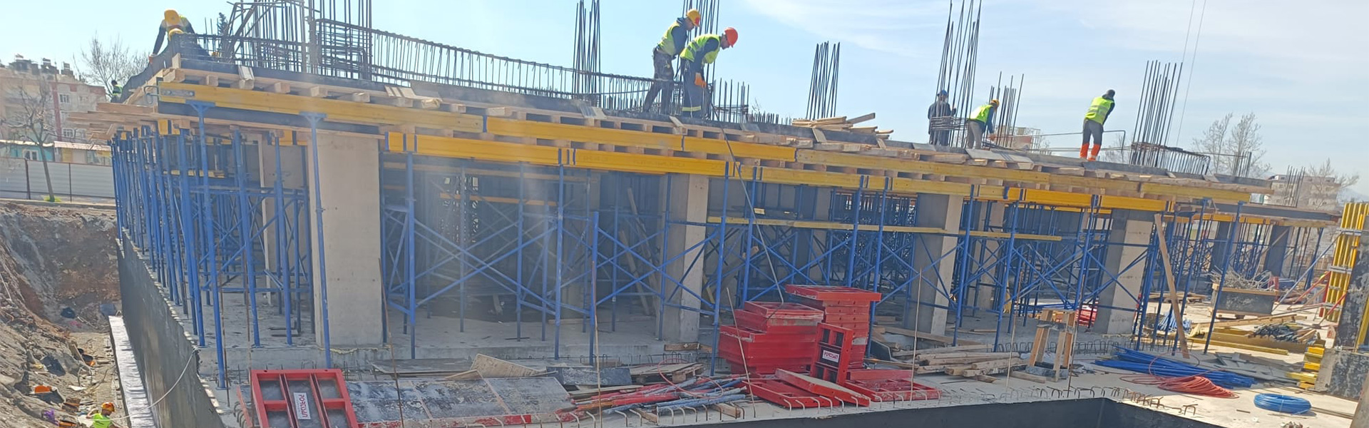 Basement waterproofing with watertight concrete